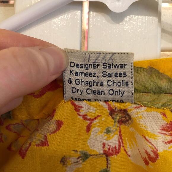 Vintage Manika Yellow Floral and Beaded Tunic Top Swim Cover - Picture 5 of 8